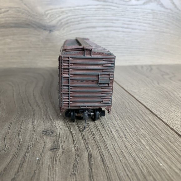 Athearn 5003 40 ft Box Car C & NW Chicago And Northwest HO Scale - Picture 3 of 11